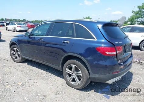 2016 Mercedes-Benz Glc 300 4Matic z USA, uszkodzony, nr VIN WDC0G4KB1GF069170
